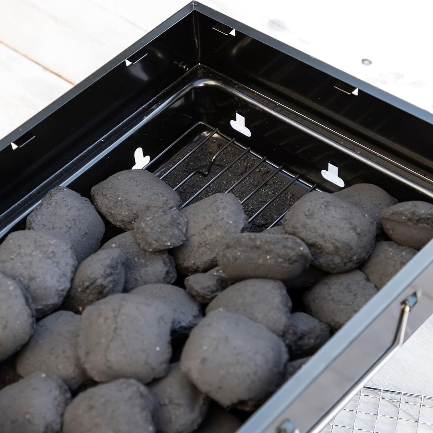Barbacoa portátil para carbón